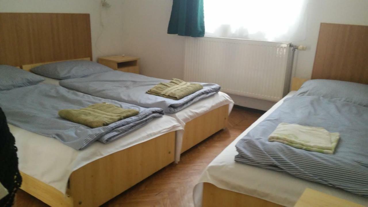 Vadasa Motel Es Etterem Hegyhatszentjakab Exterior photo